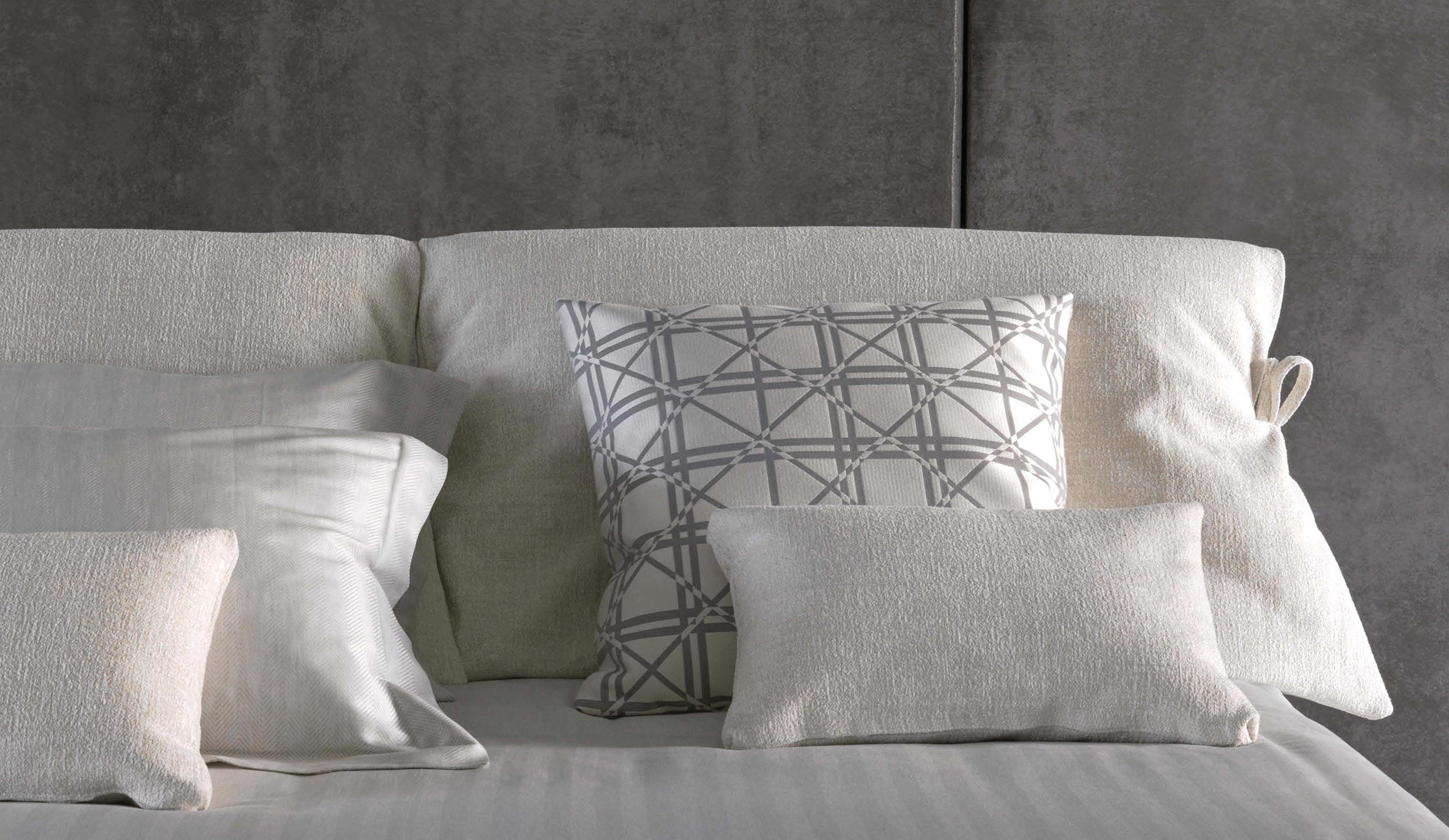 Кровать NATHALIE от Flou