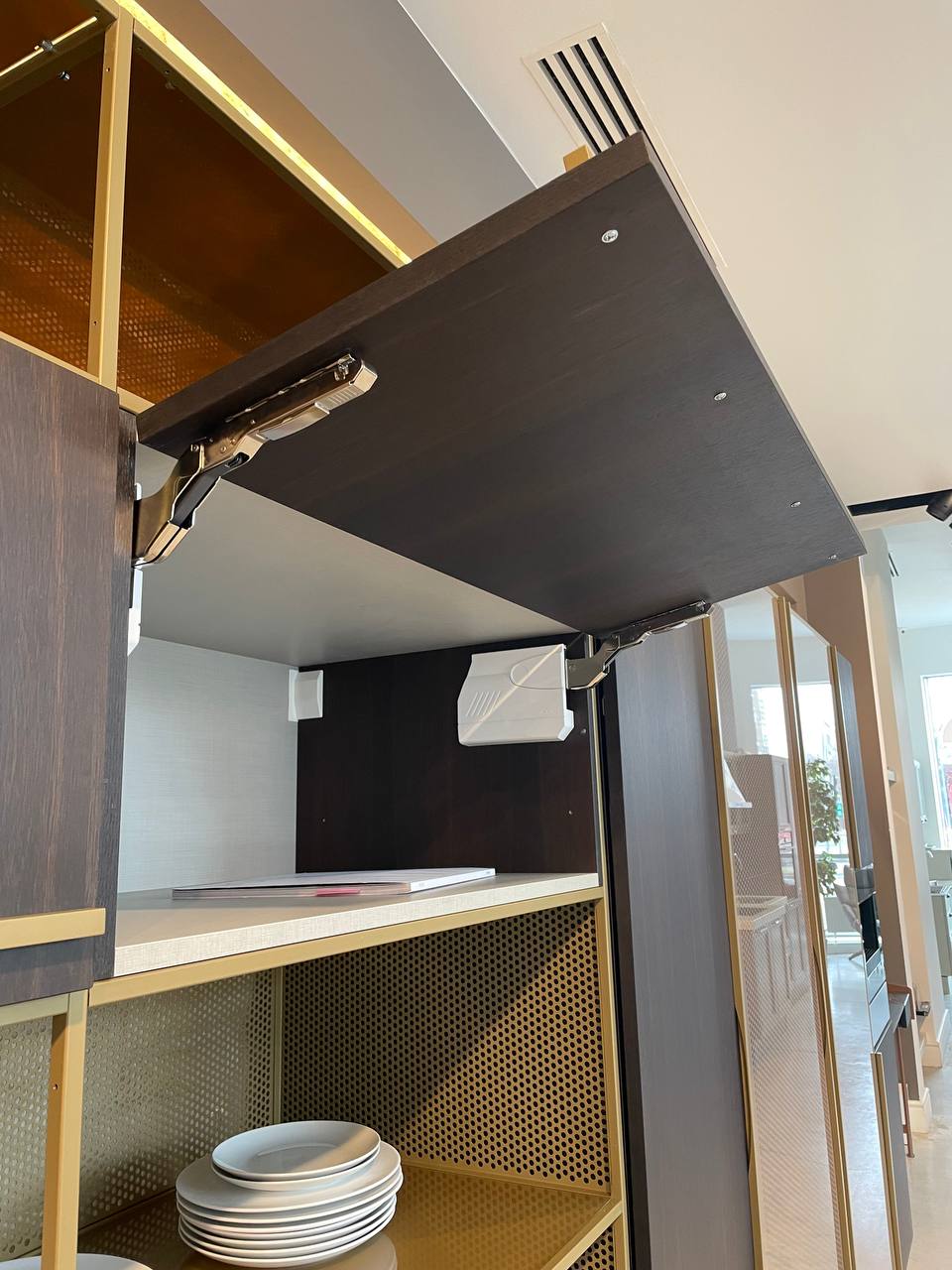 Кухня BELUGA от Rastelli