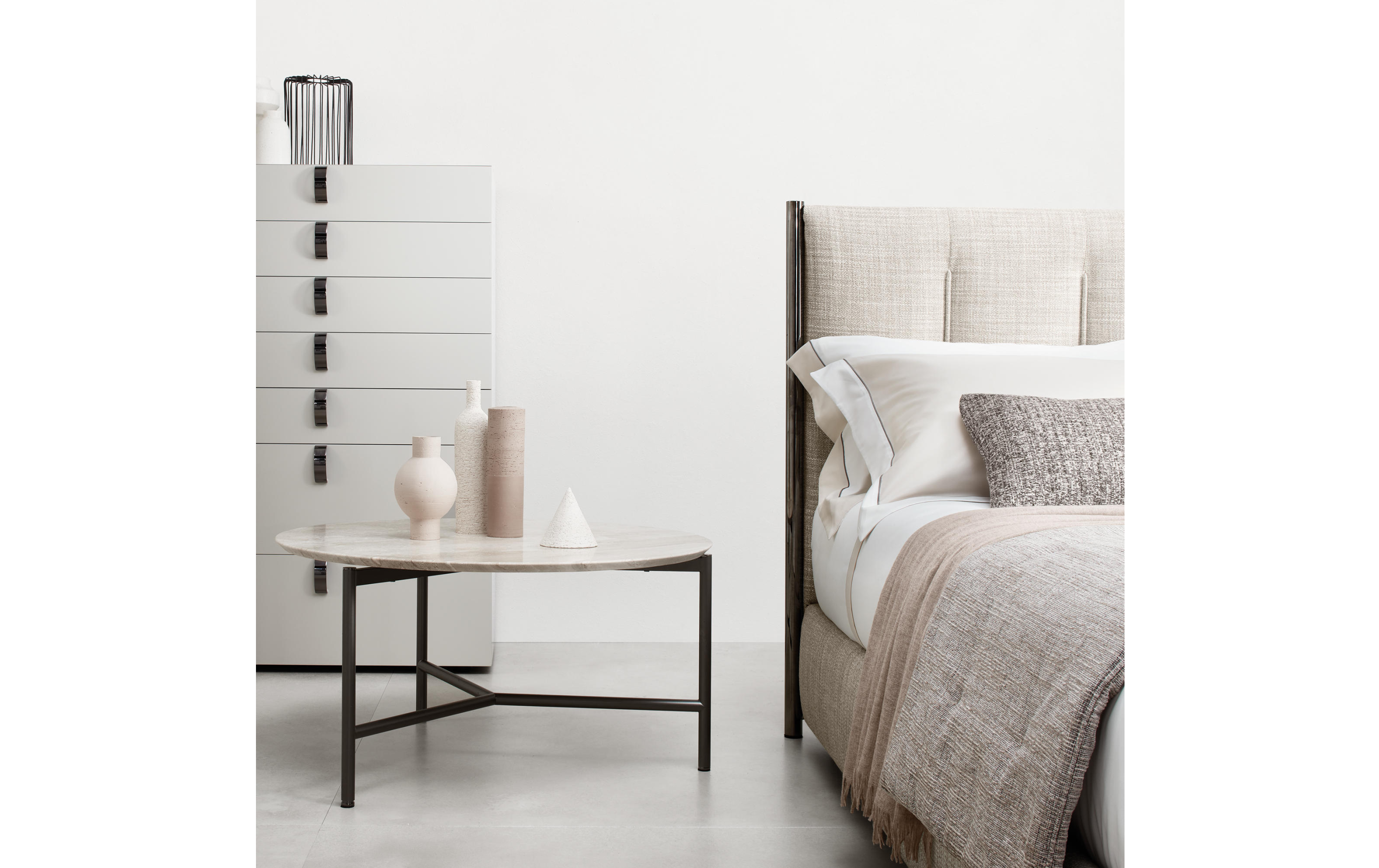 Высокий комод SPLENDOR с 7-ю ящиками от Flou