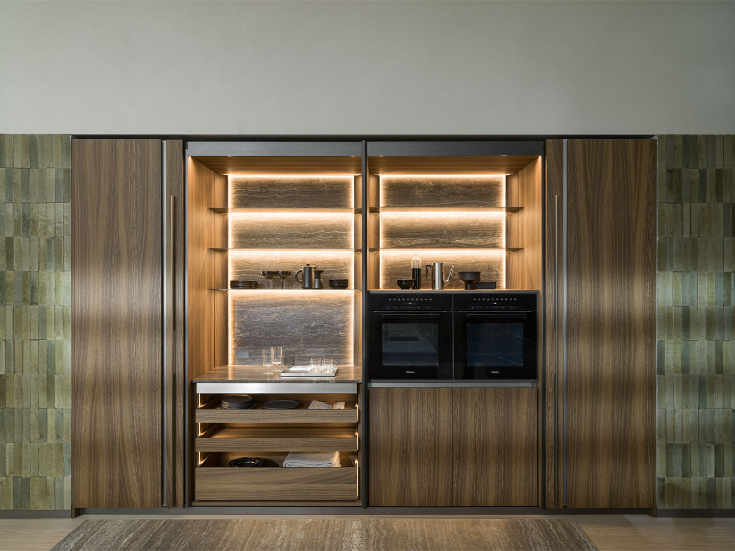 Кухонные колонны OPERATING COLUMN 2.0 от Molteni | DADA