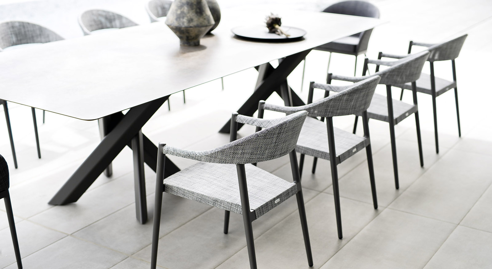 Уличные столы SYSTEM STAR Maxi + Maxi Long от Varaschin