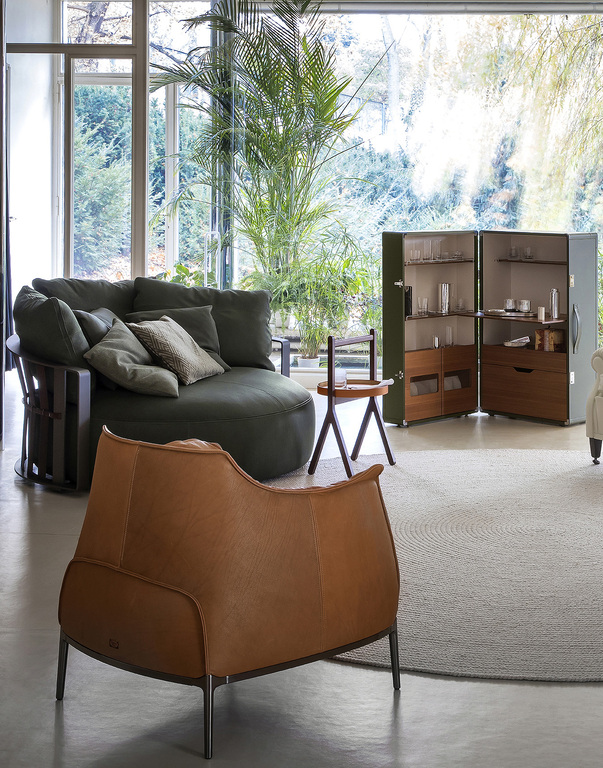 Кресло ARCHIBALD от Poltrona Frau