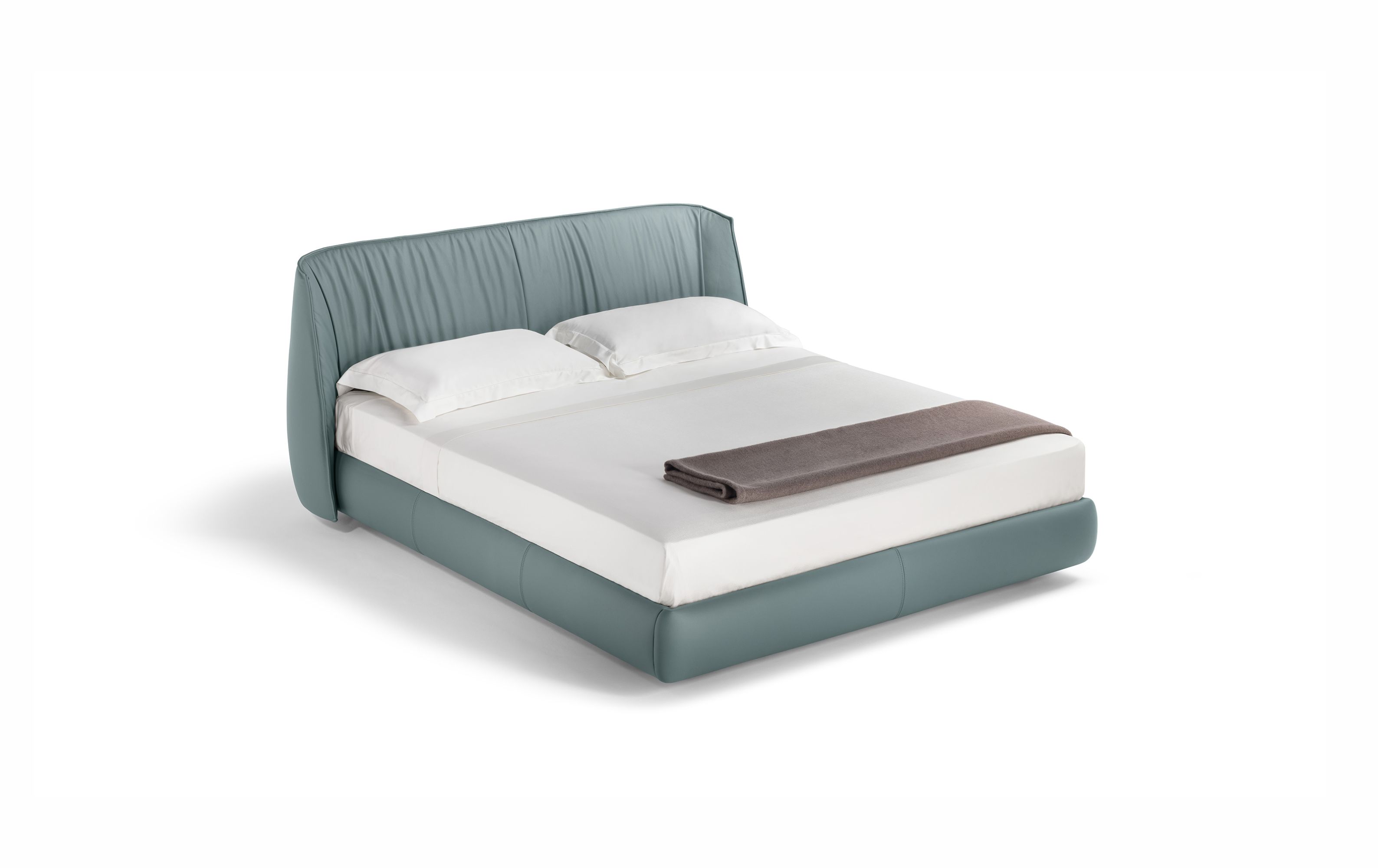 Кровать ARCHIBALD от Poltrona Frau
