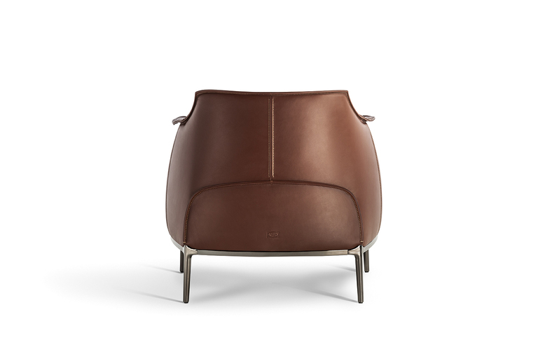 Кресло ARCHIBALD от Poltrona Frau