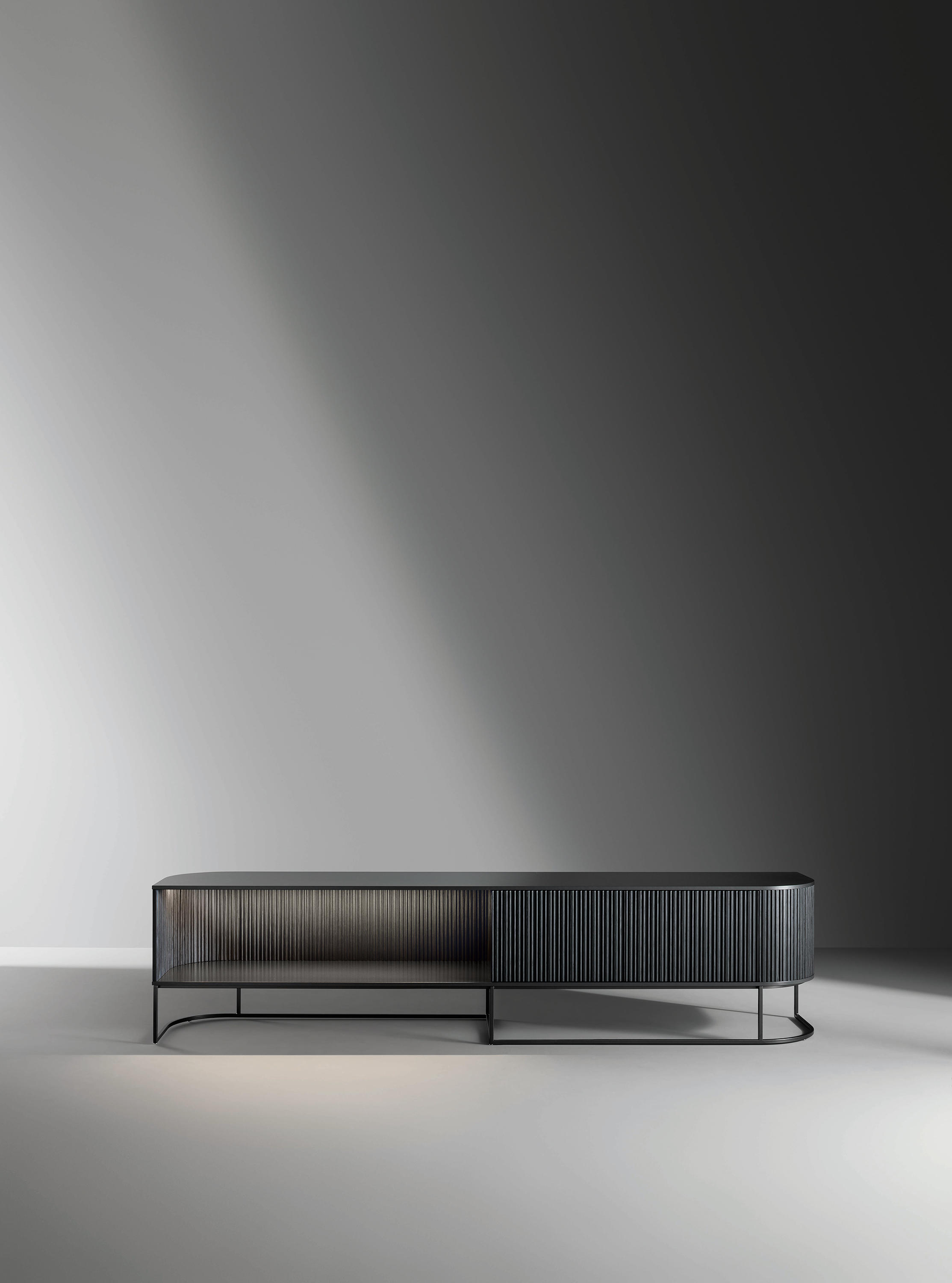 Тумбы под ТВ DUNE TV stand от Bonaldo (2 варианта)