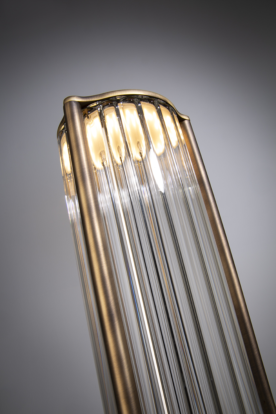 Торшер TOTEM II от Alma Light