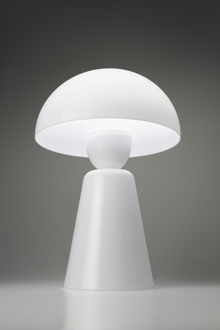 Настольная лампа STAR от Alma Light