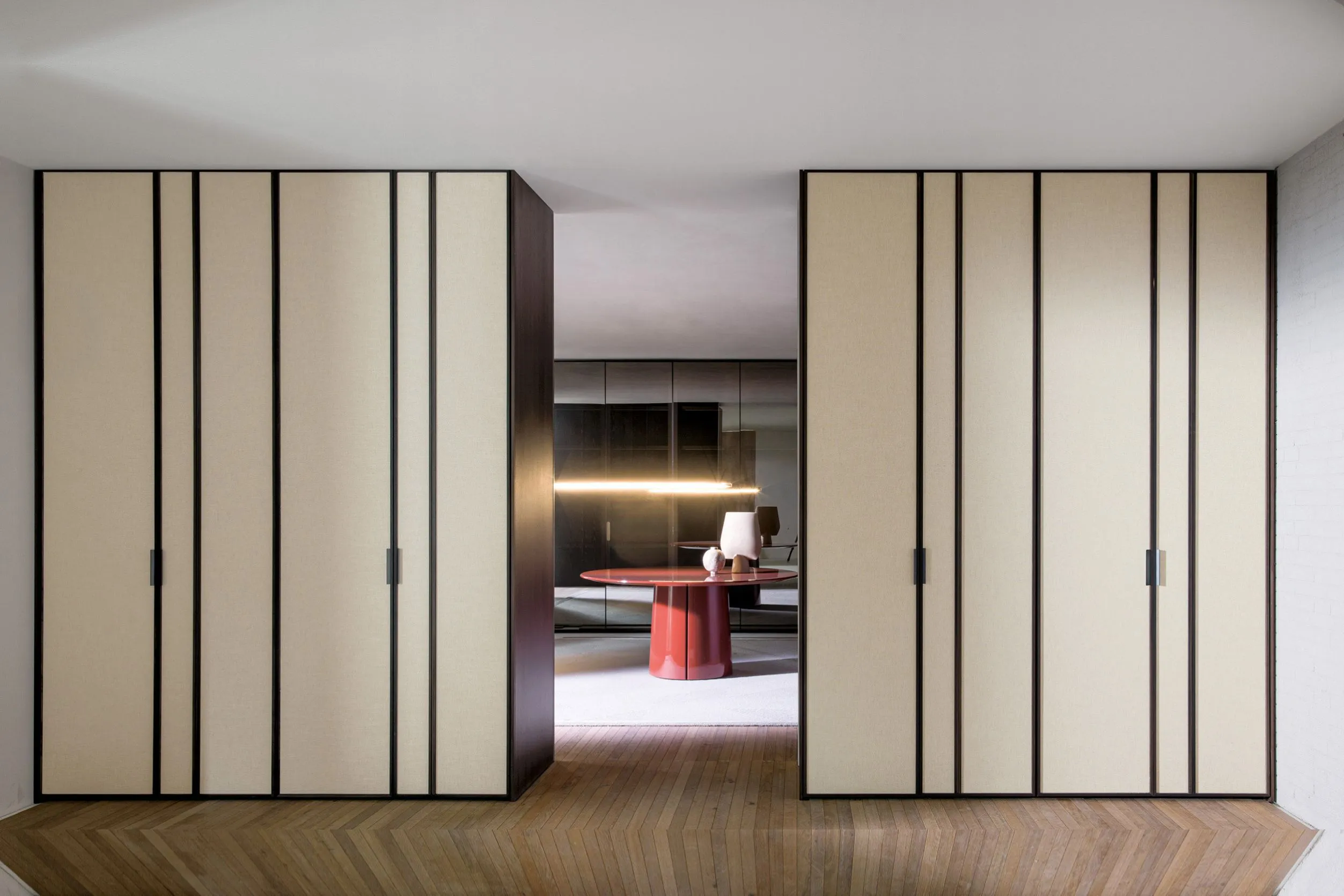 Гардеробные шкафы GLISS MASTER Blend от Molteni & C