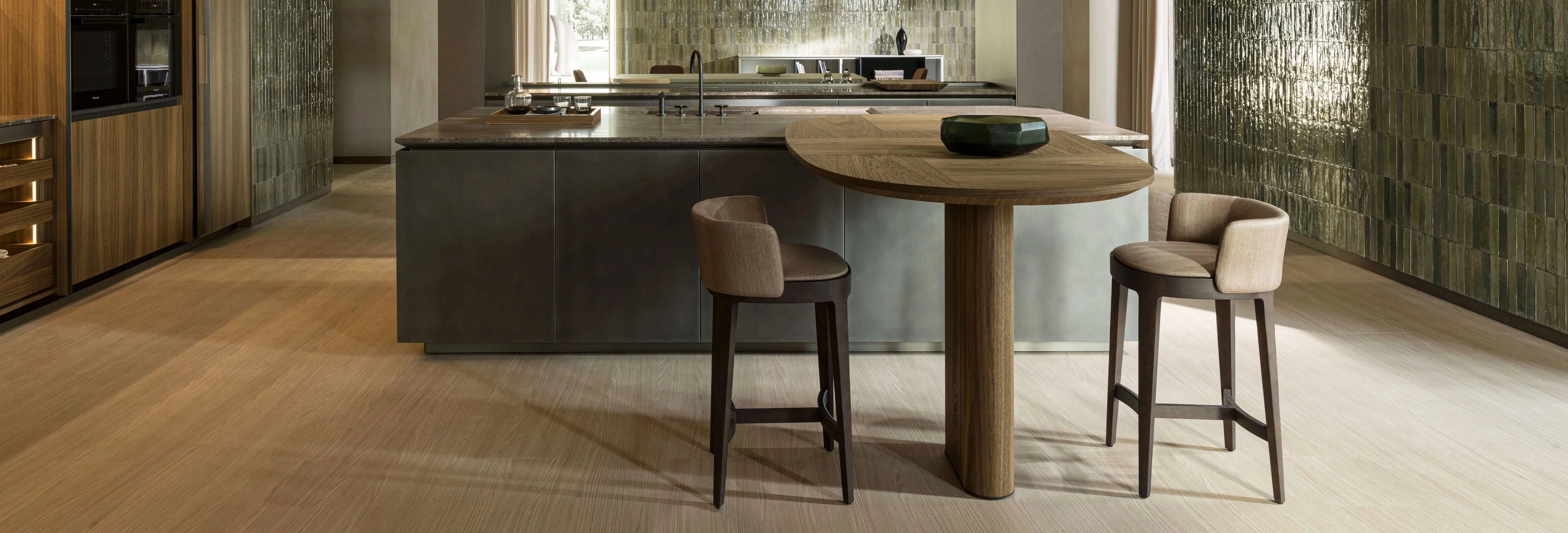 Барный стул со спинкой DEVON от Molteni & C