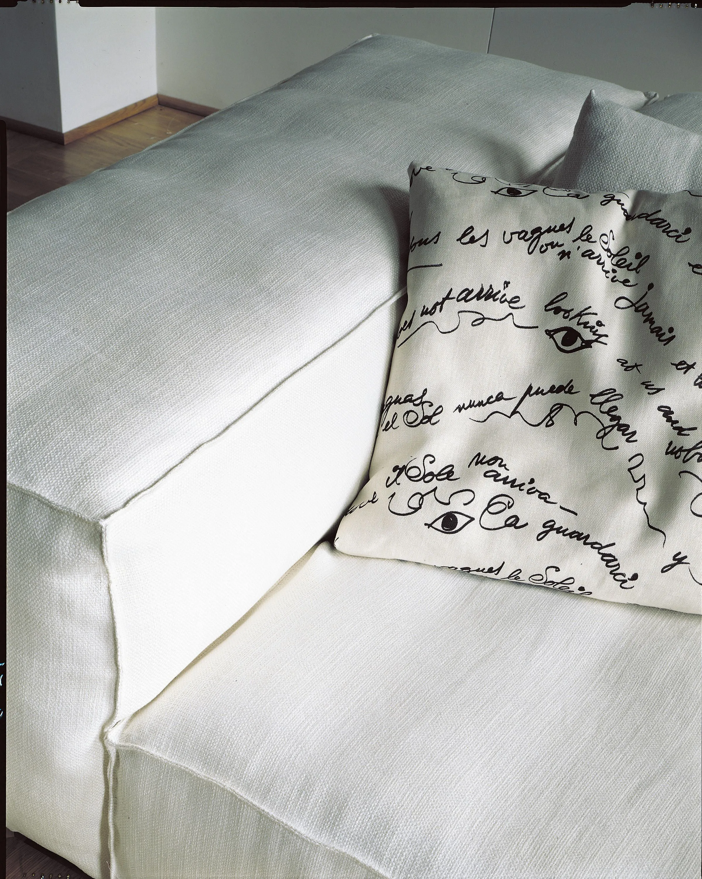 Модульный диван EXTRASOFT от Living Divani