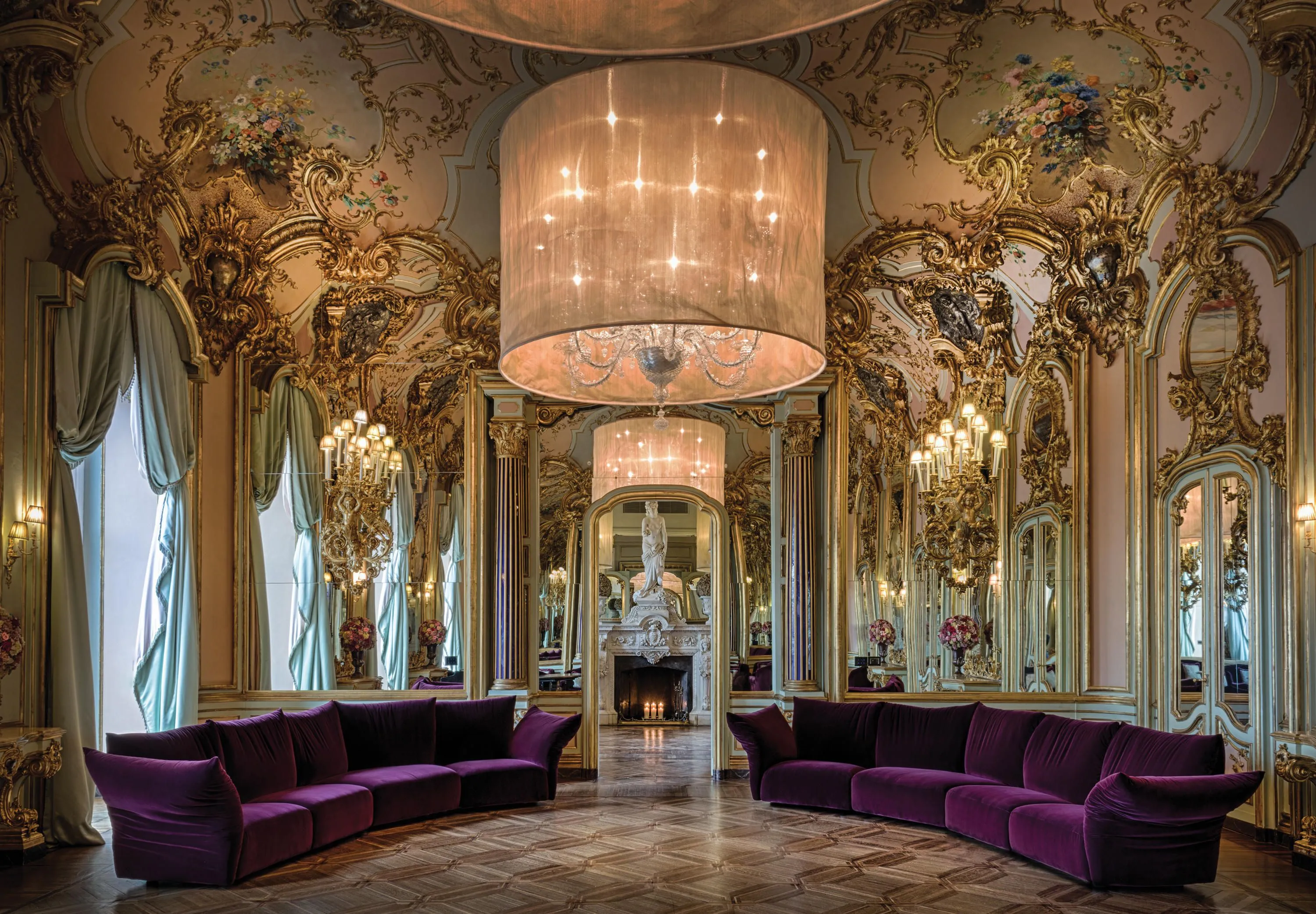 Диван STANDARD от Edra с умными подушками