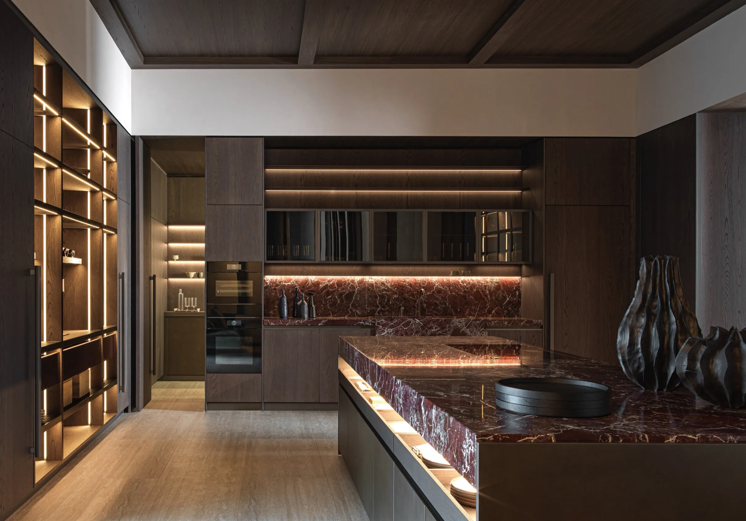 Итальянская кухня VVD от Molteni-DADA