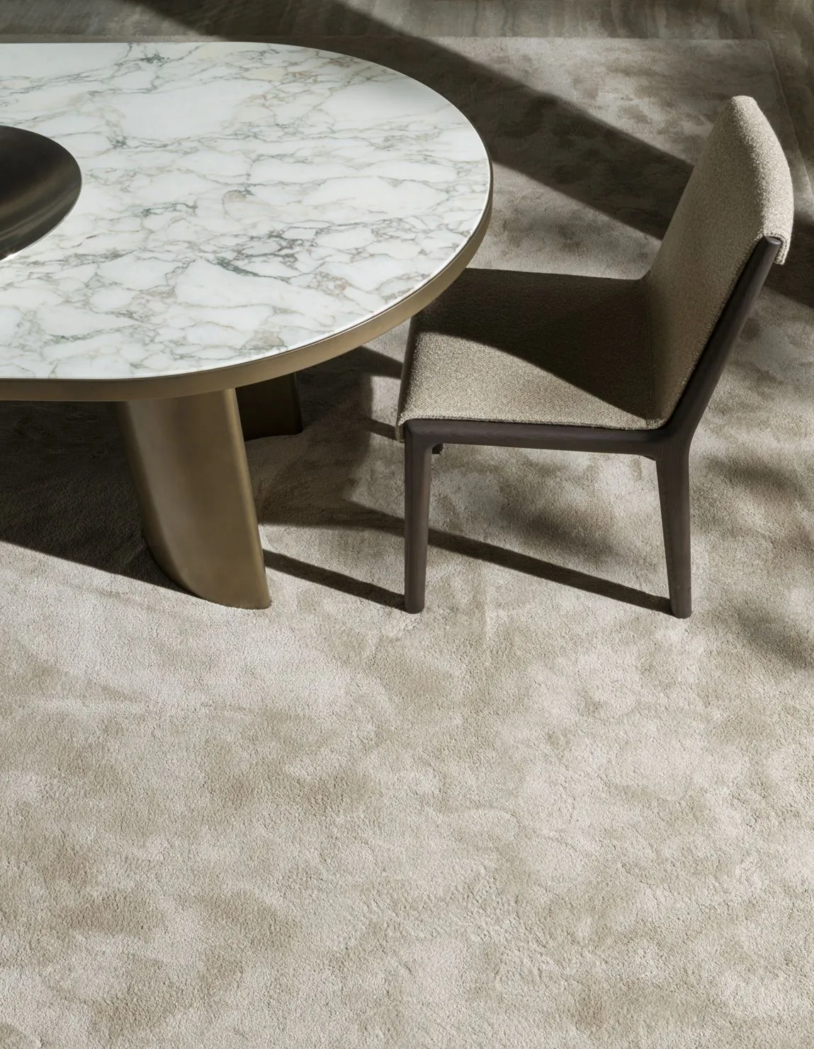 Cтолы BLEVIO от Molteni