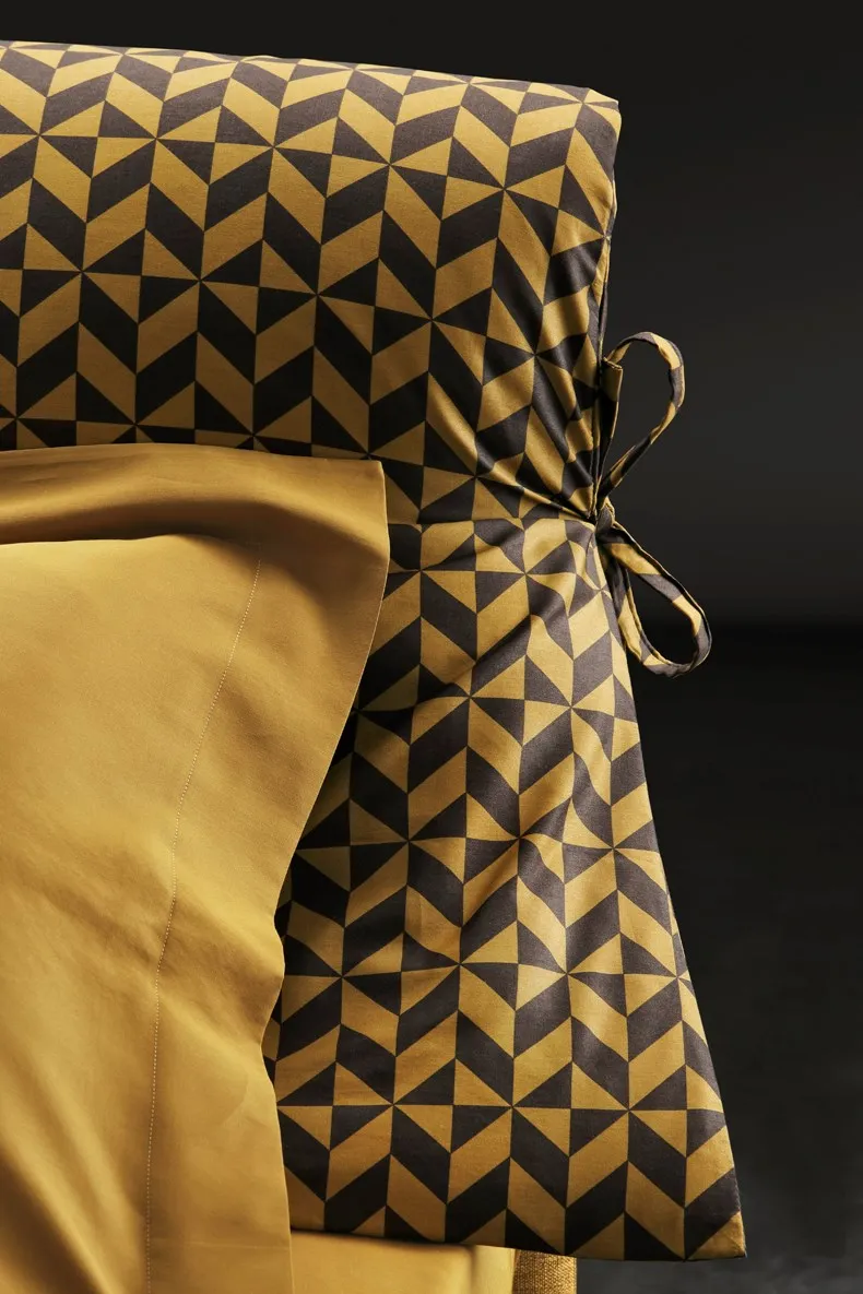 Кровать NATHALIE от Flou