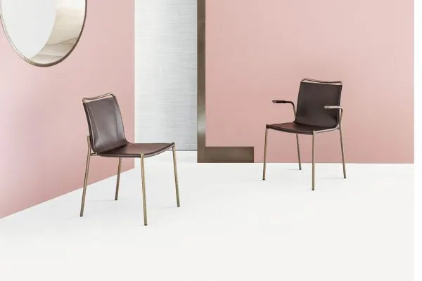 Стулья SHAPE с подлокотниками и без